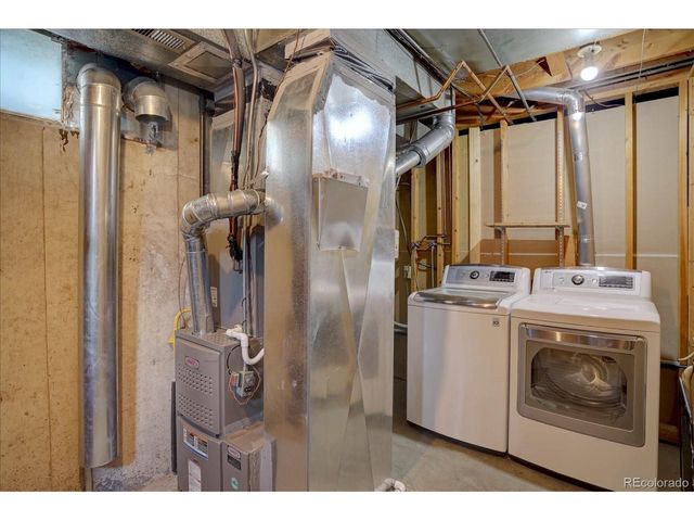 2558 Balsam St, Lakewood, CO 80214