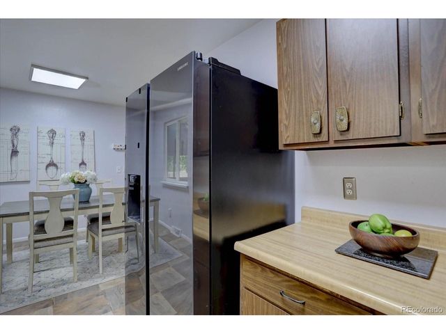2558 Balsam St, Lakewood, CO 80214