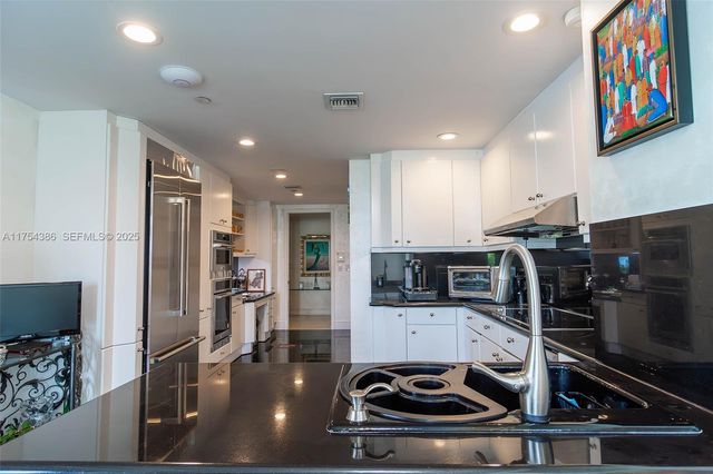7241 Fisher Island Drive 7241, Miami Beach, FL 33109