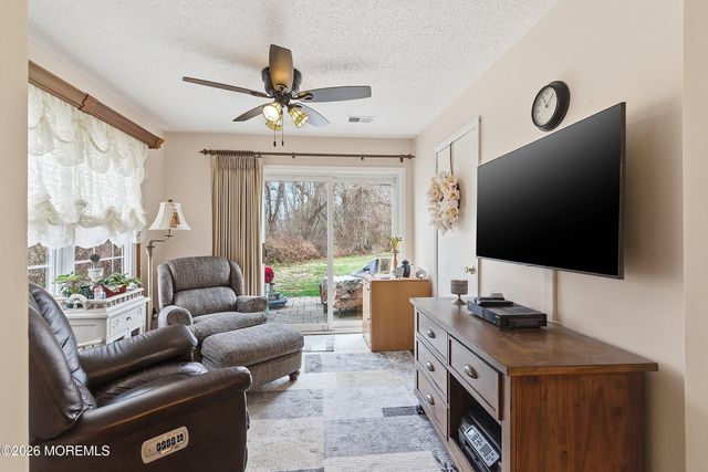 8-2 Seattle Court, Freehold, NJ 07728