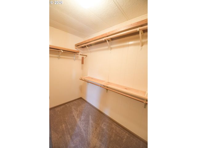 7918 Se KING Rd 5, Milwaukie, OR 97222