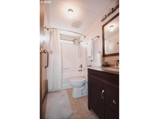 7918 Se KING Rd 5, Milwaukie, OR 97222