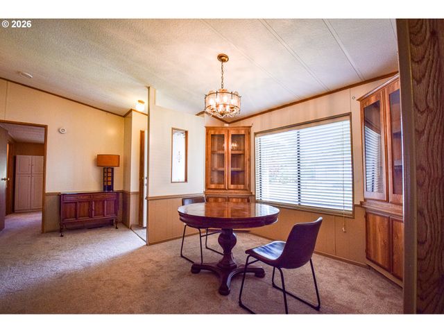 7918 Se KING Rd 5, Milwaukie, OR 97222
