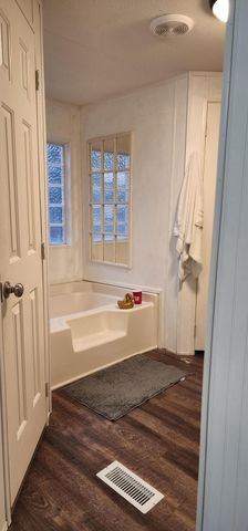 175 Schoolhouse Road, Dorchester, SC 29437