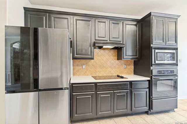 1543 Overlook Crk, San Antonio, TX 78260