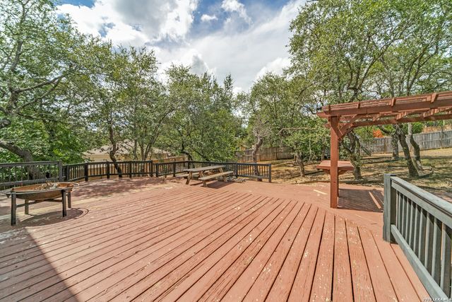 1543 Overlook Crk, San Antonio, TX 78260