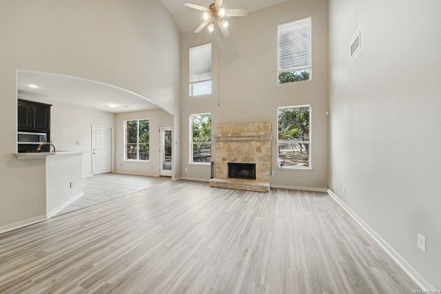 1543 Overlook Crk, San Antonio, TX 78260