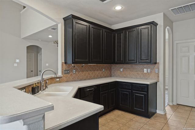 1543 Overlook Crk, San Antonio, TX 78260