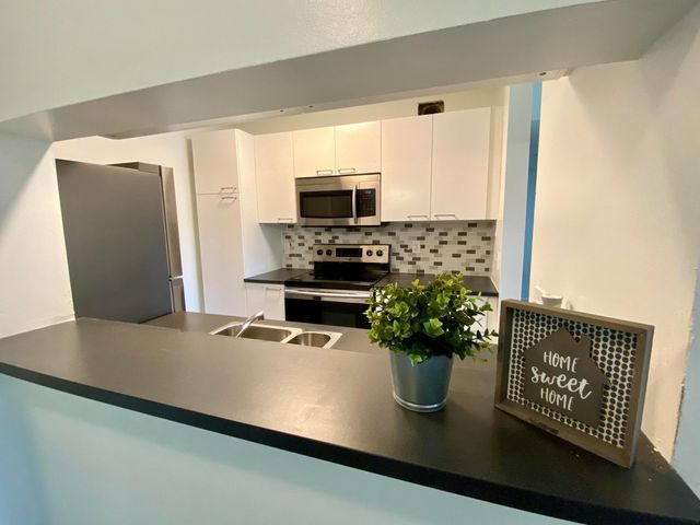 4201 W Mcnab Road 29, Pompano Beach, FL 33069