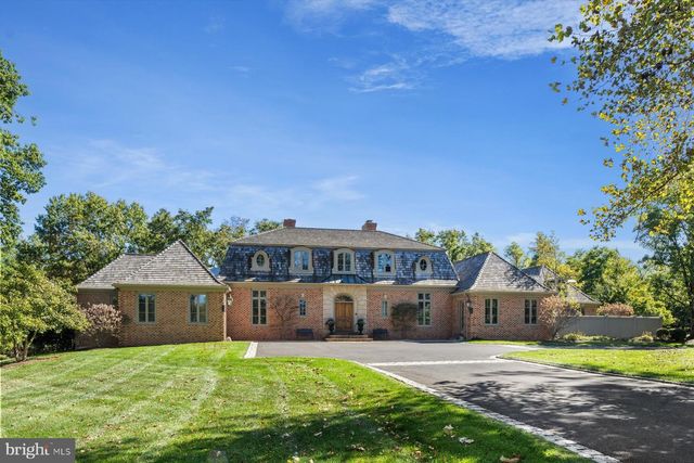 6220 SHEAFF LN, Fort Washington, PA 19034