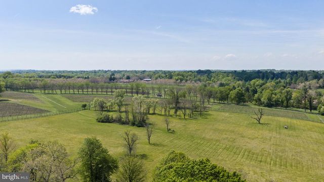 6220 SHEAFF LN, Fort Washington, PA 19034