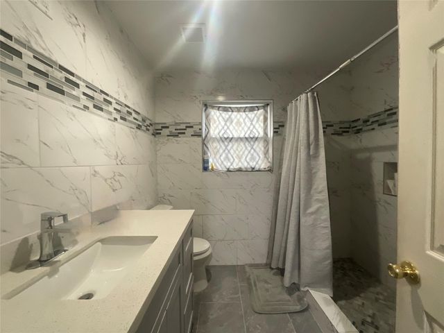 9213 Madera Road, Houston, TX 77078