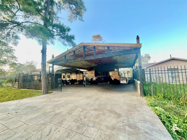 9213 Madera Road, Houston, TX 77078