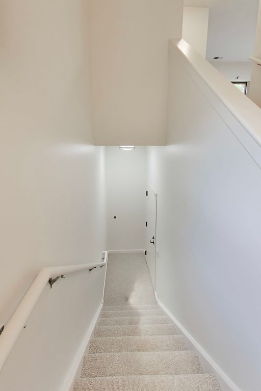 1149 W Washburne Avenue 301, Chicago, IL 60608 — photo 2