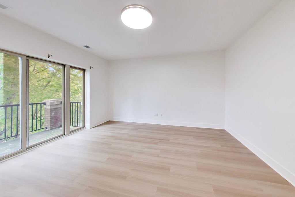 1149 W Washburne Avenue 301, Chicago, IL 60608 — photo 3
