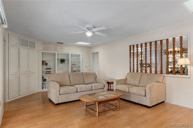 7414 S Duval Island Drive, Floral City, FL 34436