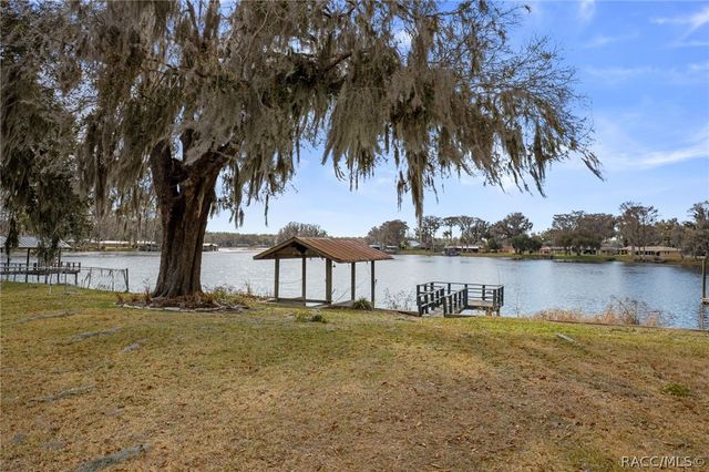 7414 S Duval Island Drive, Floral City, FL 34436