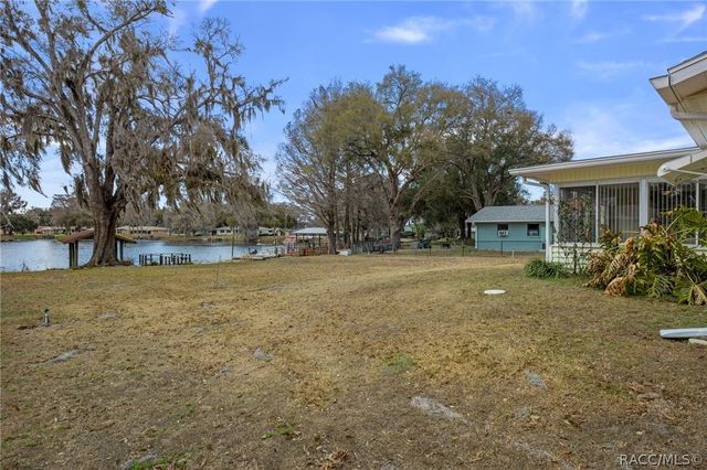 7414 S Duval Island Drive, Floral City, FL 34436