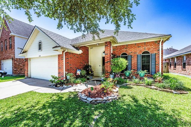 13507 Beech Ridge Lane, Houston, TX 77083