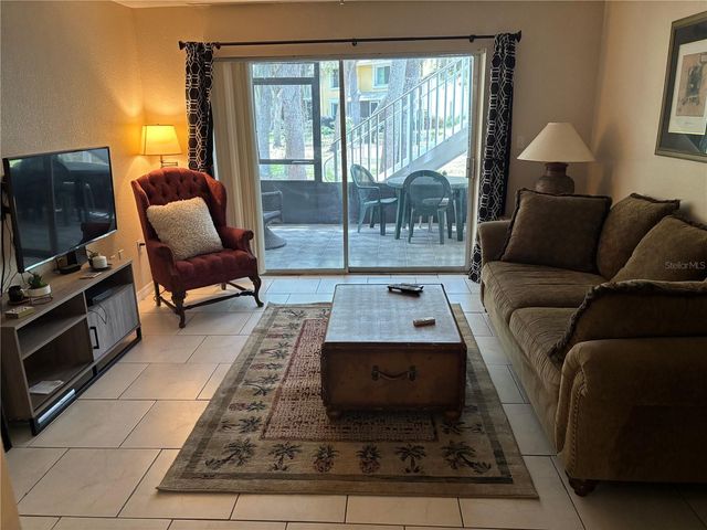 3640 41ST LANE S 72E, St Petersburg, FL 33711