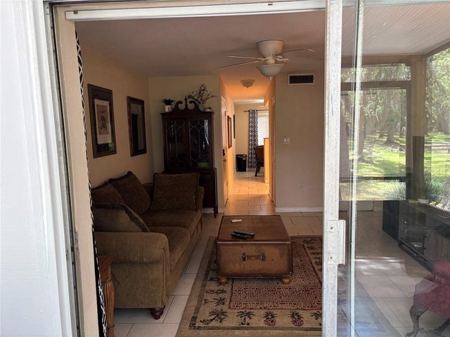 3640 41ST LANE S 72E, St Petersburg, FL 33711