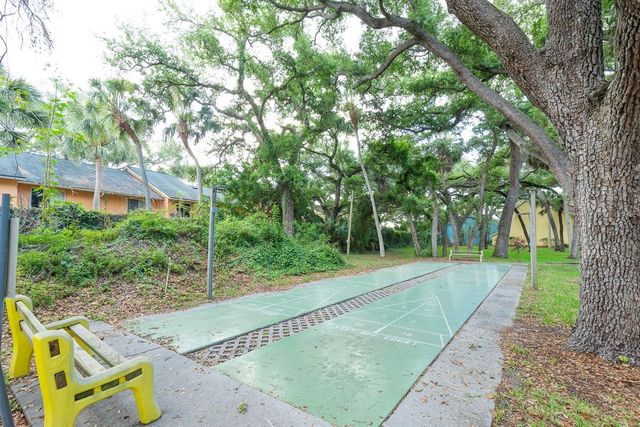 3640 41ST LANE S 72E, St Petersburg, FL 33711
