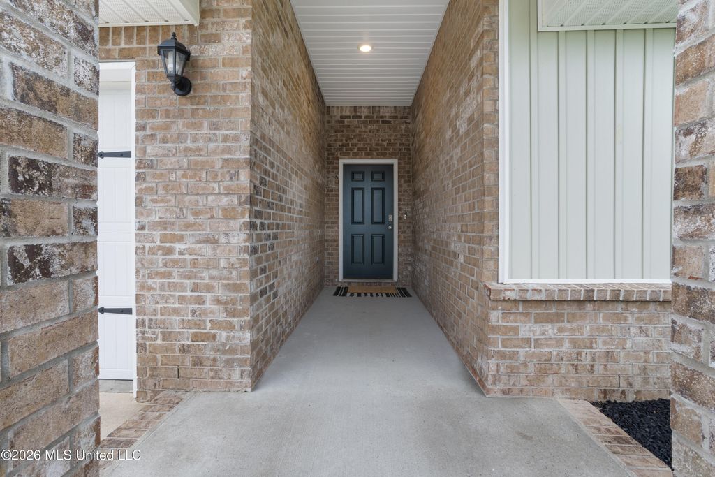 1004 Enclave Circle, Long Beach, MS 39560