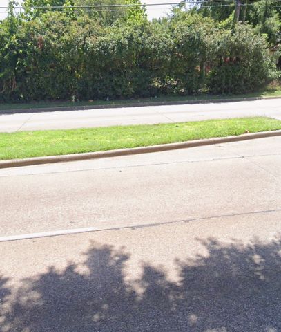 2617 N Masters Drive, Dallas, TX 75227