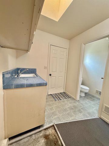 2524 B&B Blvd., Merced, CA 95348