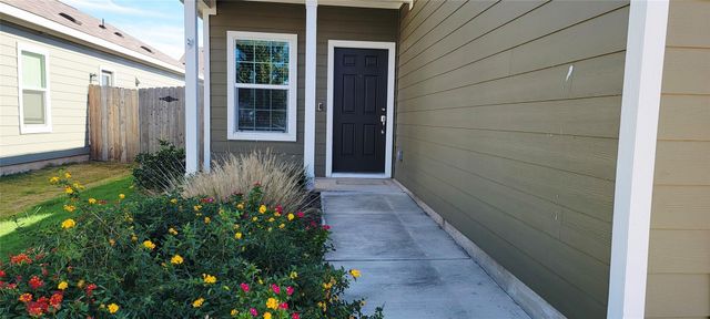 307 Bass DR, Bastrop, TX 78602