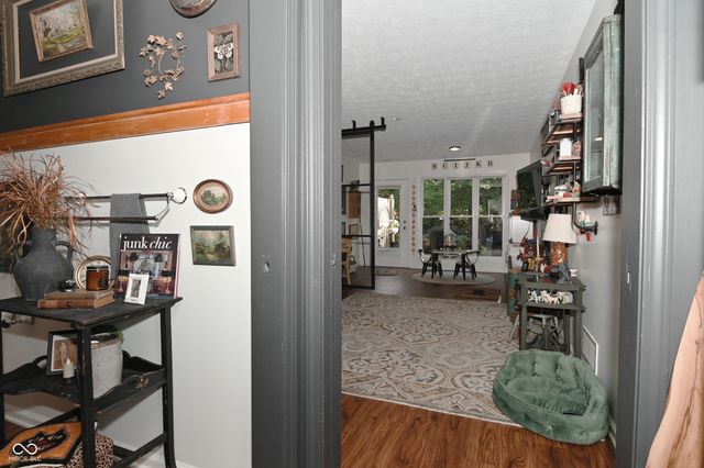 269 Lake View Court, Avon, IN 46123