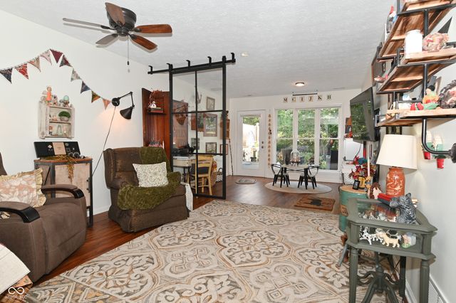 269 Lake View Court, Avon, IN 46123