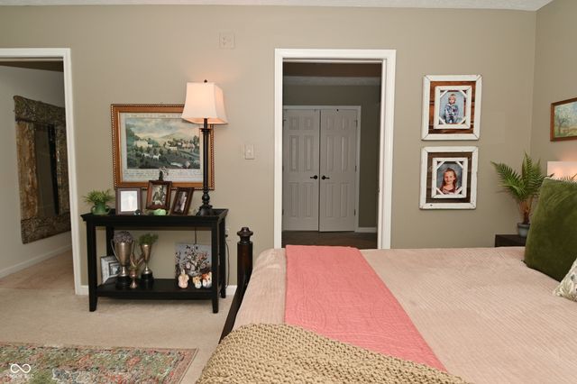 269 Lake View Court, Avon, IN 46123