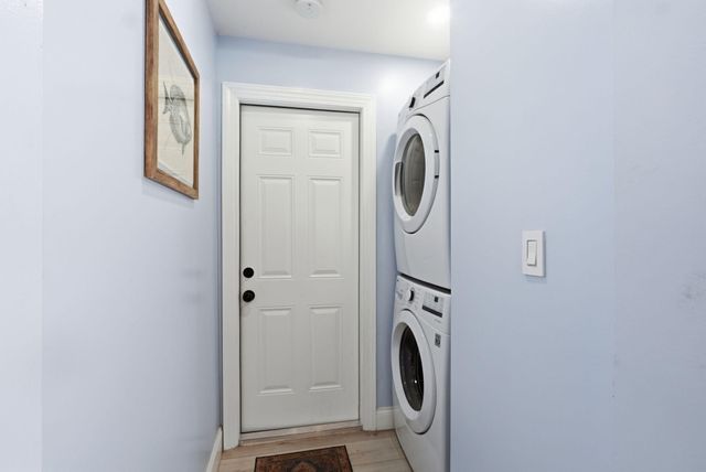 2842 Kelly Brooke Lane, Deerfield Beach, FL 33442