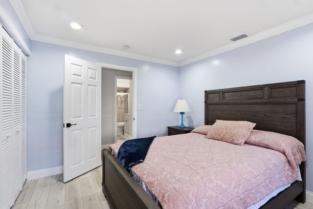 2842 Kelly Brooke Lane, Deerfield Beach, FL 33442