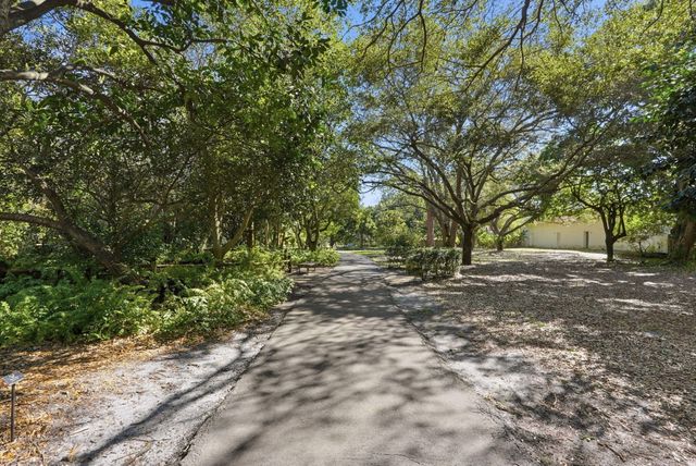 2842 Kelly Brooke Lane, Deerfield Beach, FL 33442