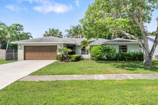 2660 Starwood Circle, West Palm Beach, FL 33406