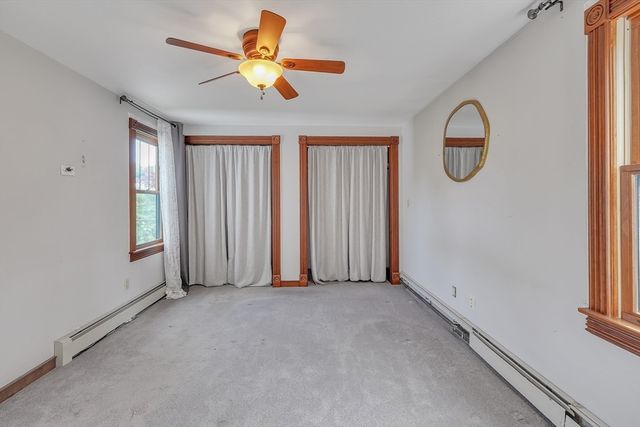 211 Mendon St, Hopedale, MA 01747