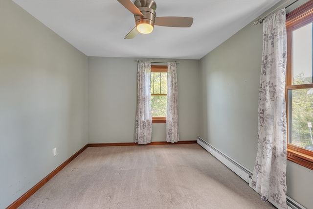 211 Mendon St, Hopedale, MA 01747