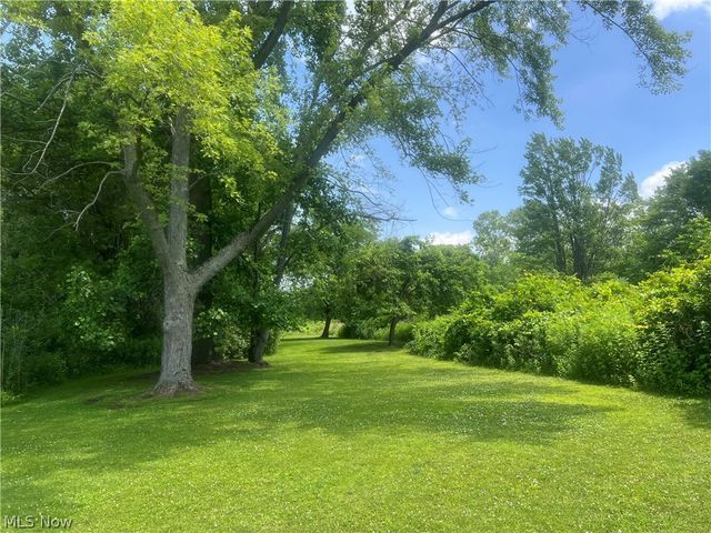 6668 N . Main Street, North Kingsville, OH 44068