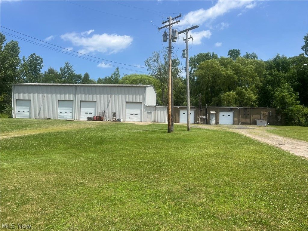 6668 N . Main Street, North Kingsville, OH 44068