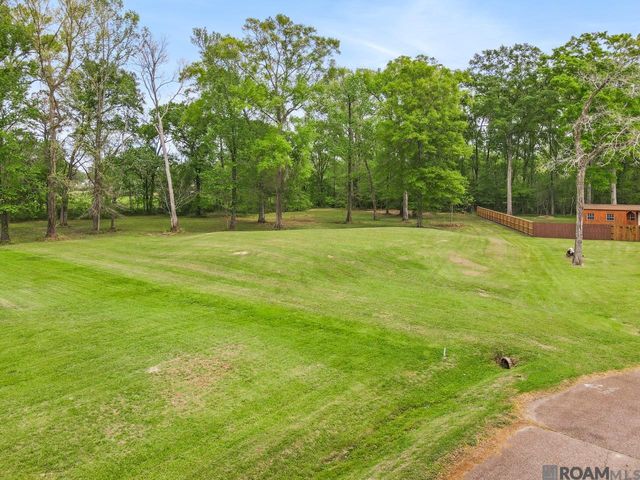 10841 Candletree Ave, Baker, LA 70714