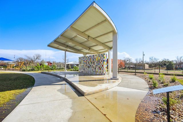 159 Hornet ST, Elgin, TX 78621