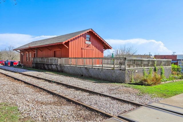 159 Hornet ST, Elgin, TX 78621