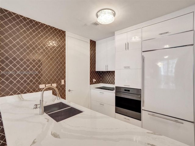 16001 Collins Ave 702, Sunny Isles Beach, FL 33160