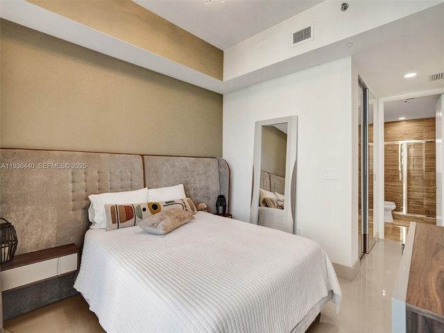 16001 Collins Ave 702, Sunny Isles Beach, FL 33160