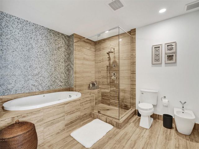 16001 Collins Ave 702, Sunny Isles Beach, FL 33160