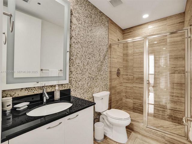 16001 Collins Ave 702, Sunny Isles Beach, FL 33160