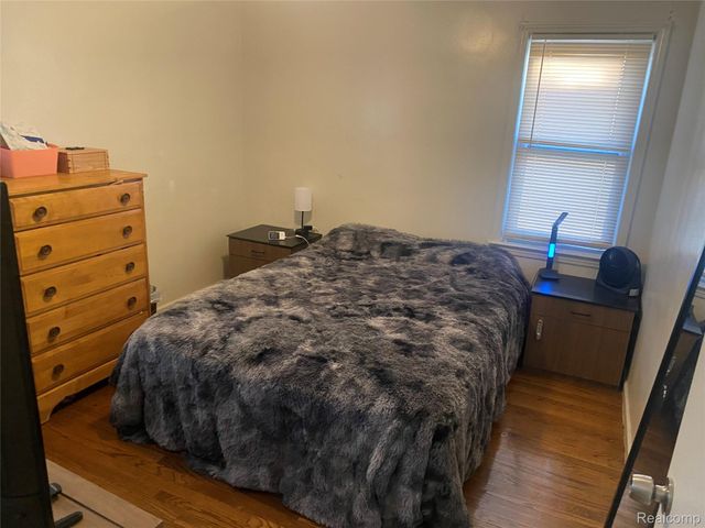 25325 Ivanhoe Avenue, Redford Charter Township, MI 48239