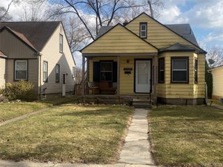 25325 Ivanhoe Avenue, Redford Charter Township, MI 48239